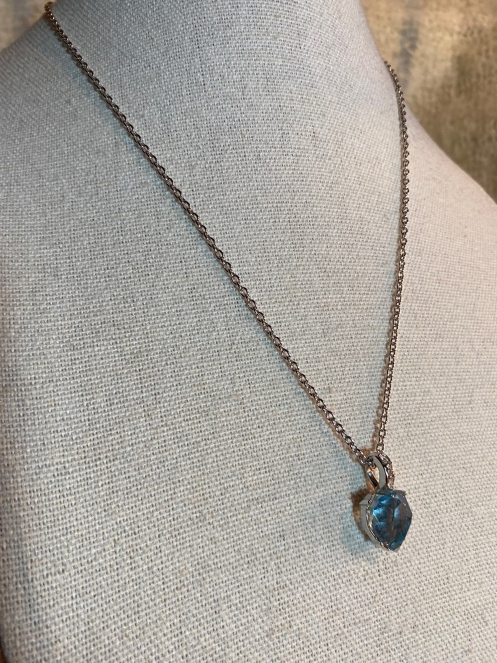 Swarovski Blue Heart Crystal Necklace Silver Tone 16” + Ext Romantic Sparkle - Picture 4 of 5
